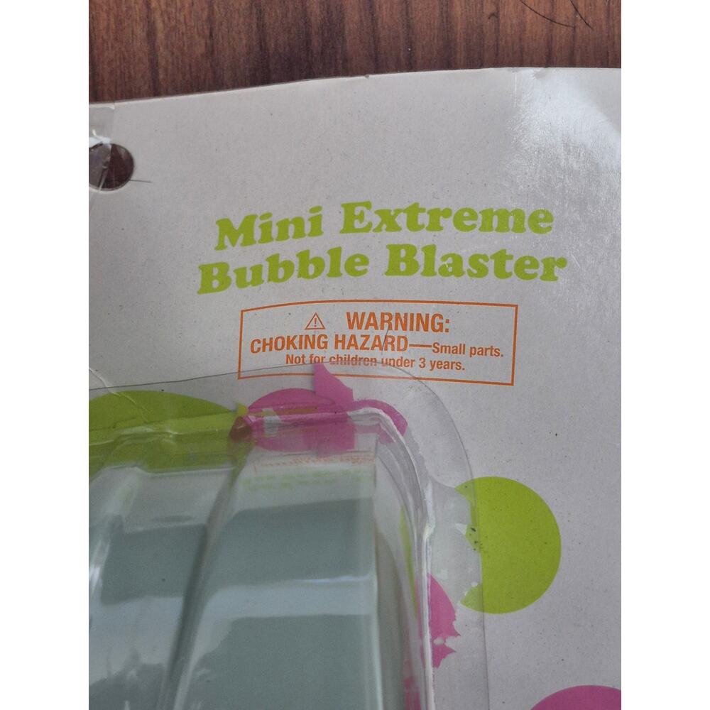 Target Mini Extreme Bubble Blaster with 4 fl oz Play Sprinkler w/ Bubble Mix s1 - Picture 2 of 6